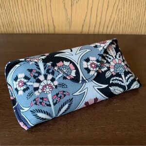 Vera Bradley floral Eyeglass Sunglasses Hard Magnetic Case